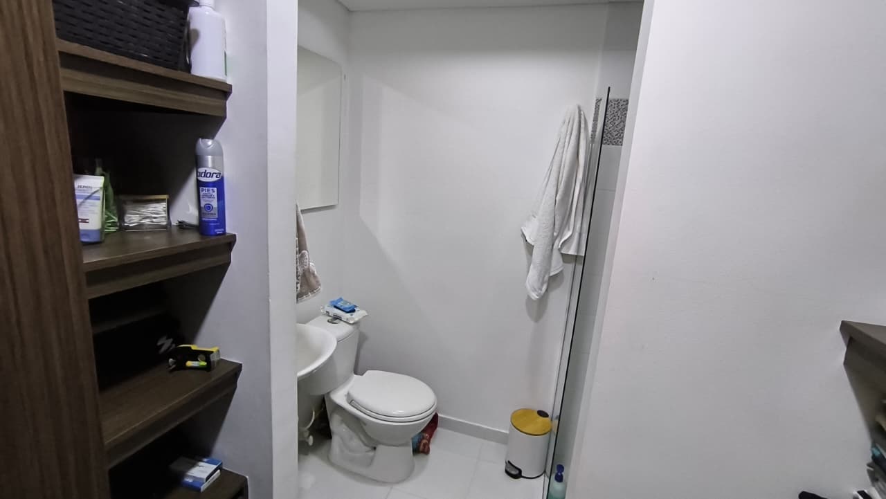 Apartamento en venta en El Raizal, Medellín · foto 12 de 16
