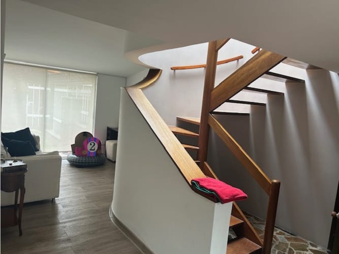Casa de 4 alcobas en venta en Santa Ana Oriental, Bogotá, 450 m² · foto 3 de 22