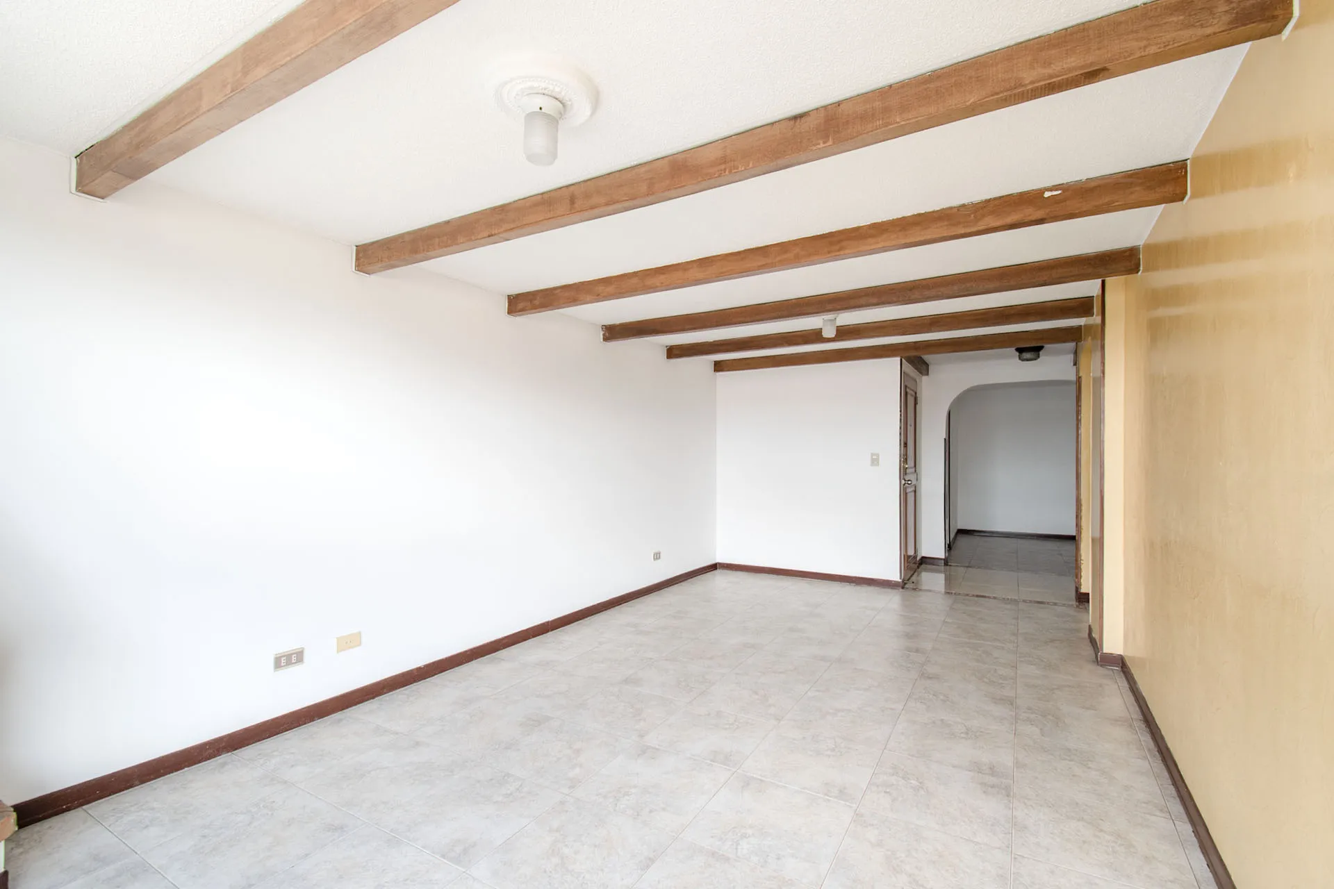 Apartamento en venta en Alhambra, Bogotá · foto 3 de 20
