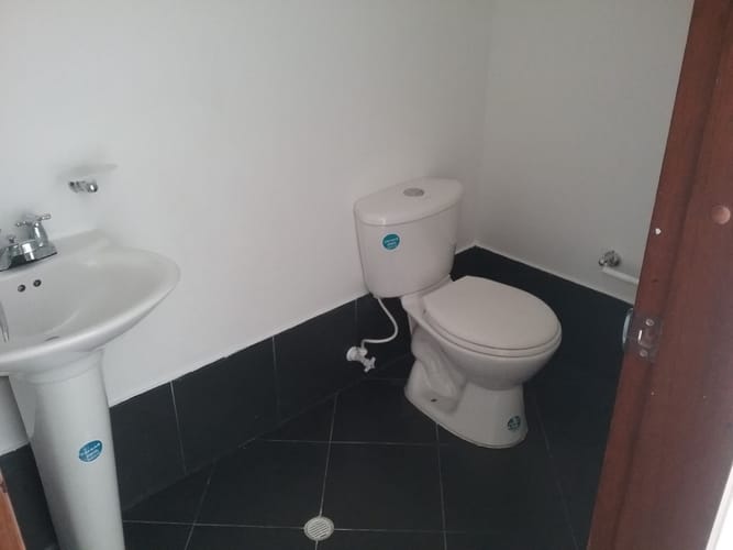 Local en venta en La Aurora, Bucaramanga, 45 m² · foto 2 de 5