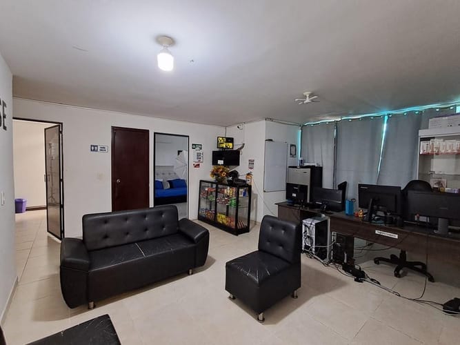 Casa de 6 alcobas en venta en Sotomayor, Bucaramanga, 500 m² · foto 8 de 10