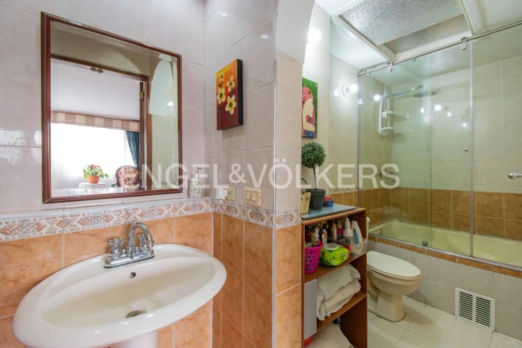 Casa de 4 alcobas en venta en Pontevedra, Bogotá, 450 m² · foto 8 de 17