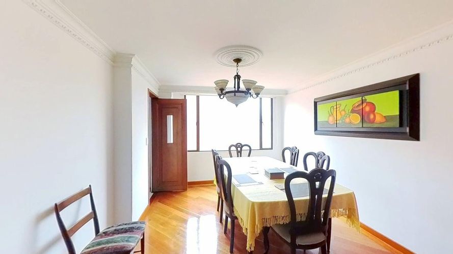 Apartamento de 4 alcobas en venta en San Patricio, Bogotá, 132 m² · foto 10 de 24
