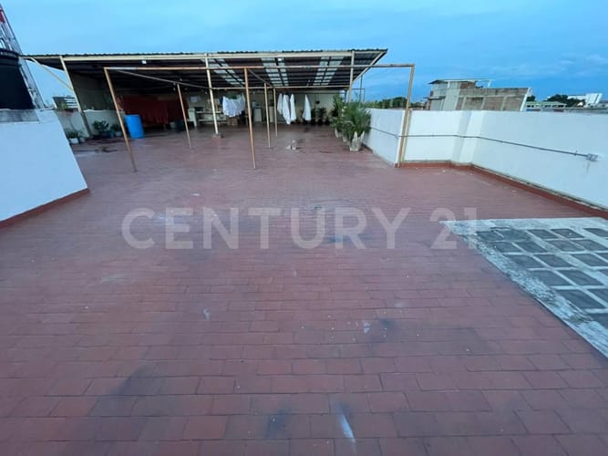 Edificio en arriendo en San Nicolas, Cali, 1572 m² · foto 20 de 23