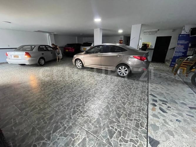 Edificio en arriendo en San Nicolas, Cali, 1572 m² · foto 22 de 23