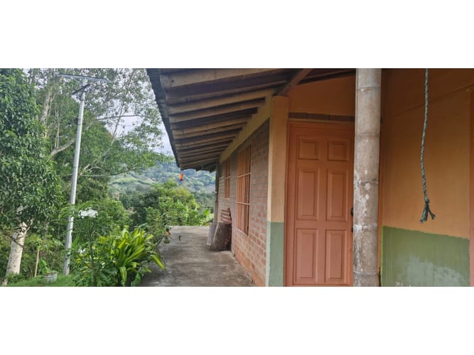 Finca en venta en La Rivera, Armenia, 180 m² · foto 11 de 23