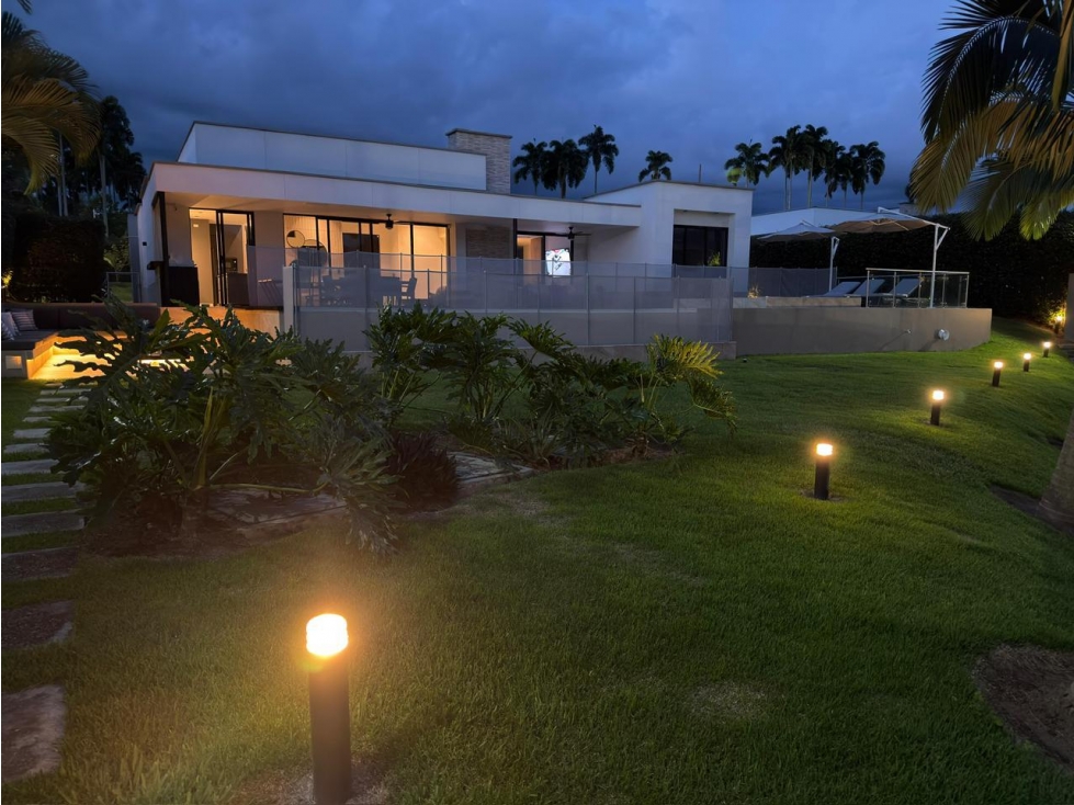 Casa en venta en Cerritos, Pereira · foto 2 de 24
