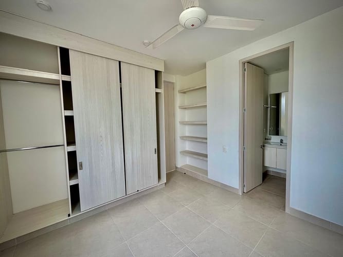 Apartamento de 3 alcobas en venta en Ricaurte, 63 m² · foto 11 de 17