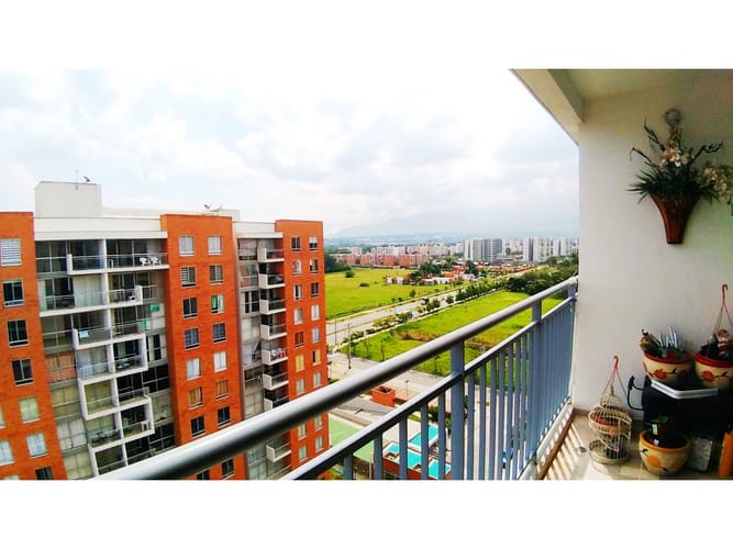 Apartamento de 2 alcobas en venta en Valle Del Lili, Cali, 75 m² · foto 2 de 24