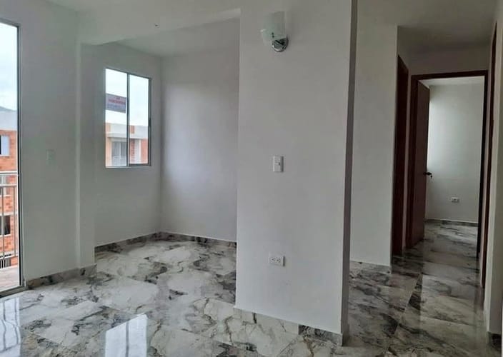 Apartamento de 3 alcobas en venta en Chaparral, Los Patios, 54 m² · foto 2 de 11