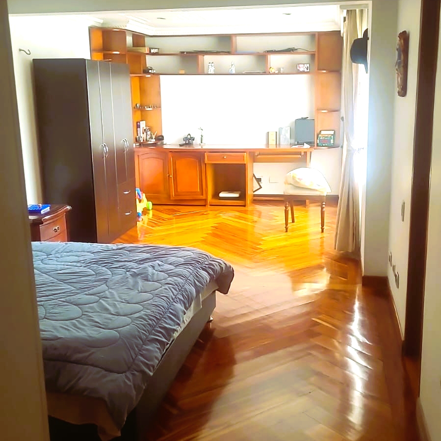 Casa en venta en Cerros De Suba, Bogotá · foto 8 de 19
