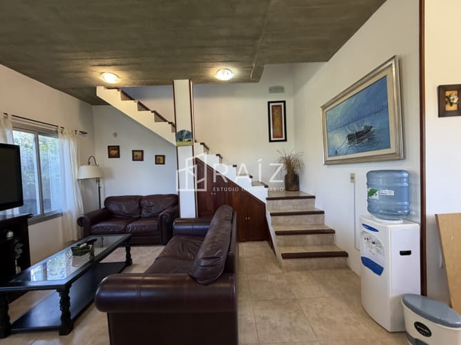 CASA 2 DORMITORIOS ALQUILER ANUAL BALNEARIO BS AS · Foto 4