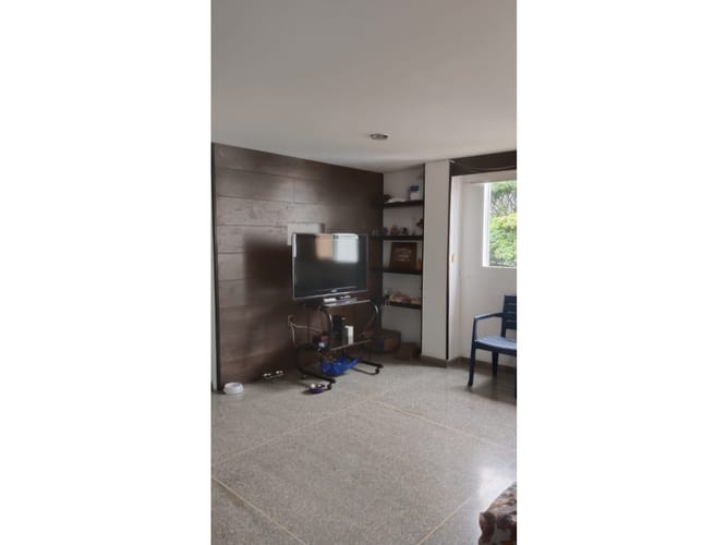 Apartamento en venta en Santa Anita, Cali · foto 3 de 13