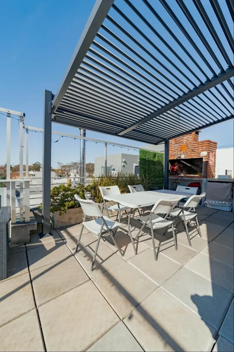 Apartamento en Venta Penthouse en Malvin 2 dormitorios 2 baños Garaje