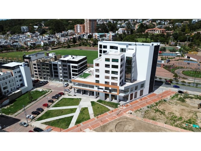 Local en venta en Las Quintas, Tunja, 34 m² · foto 2 de 11