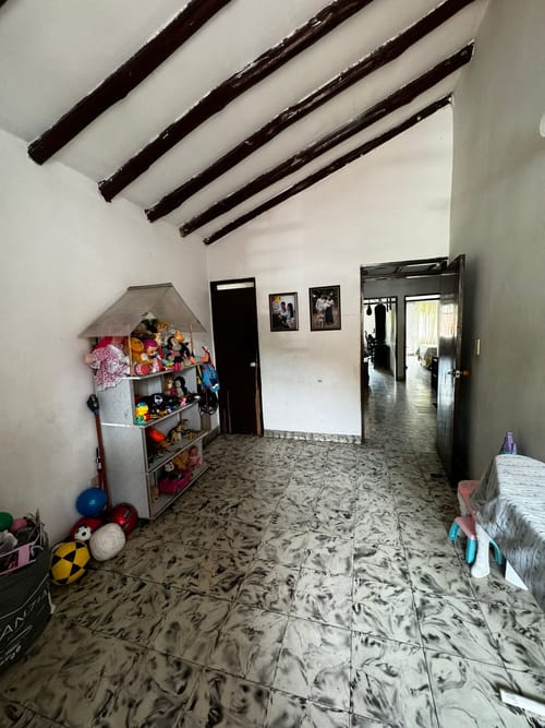 Casa de 4 alcobas en venta en El Bosque, Cali, 200 m² · foto 13 de 18