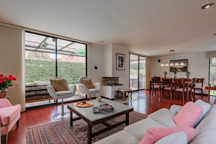 Casa de 4 alcobas en venta en Las Mercedarias, Chía, 320 m² · foto 2 de 20