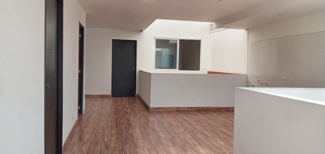 Edificio en venta en El Ingenio, Cali, 1000 m² · foto 3 de 20