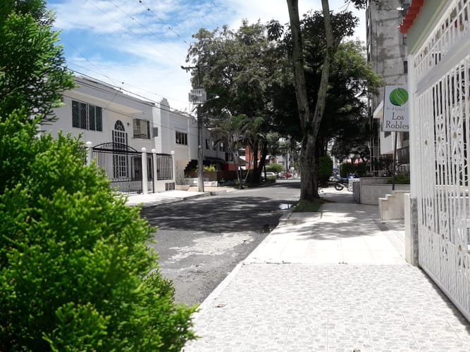 Edificio en venta en El Ingenio, Cali, 1000 m² · foto 19 de 20