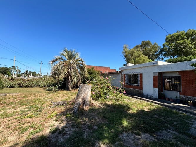 Venta casa 2 dormitorios con potencial de desarrollo en Pinamar