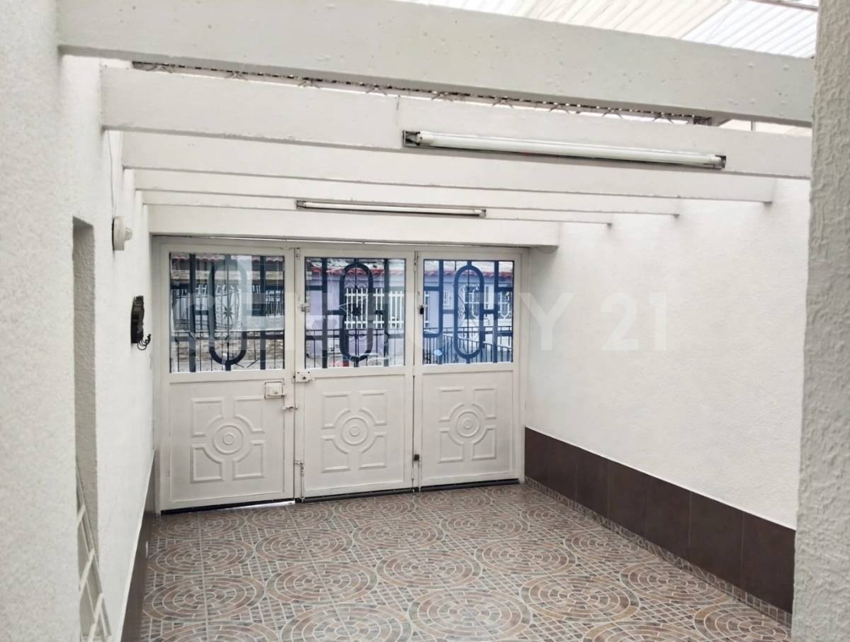 Casa en venta en Modelia, Bogotá · foto 8 de 13