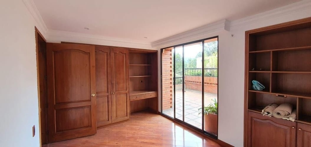 Apartamento de 3 alcobas en venta en Santa Ana Oriental, Bogotá, 235 m² · foto 10 de 19