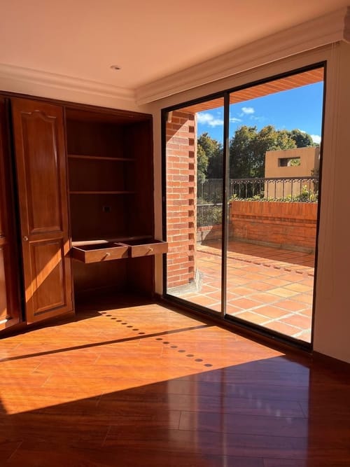 Apartamento de 3 alcobas en venta en Santa Ana Oriental, Bogotá, 235 m² · foto 9 de 19