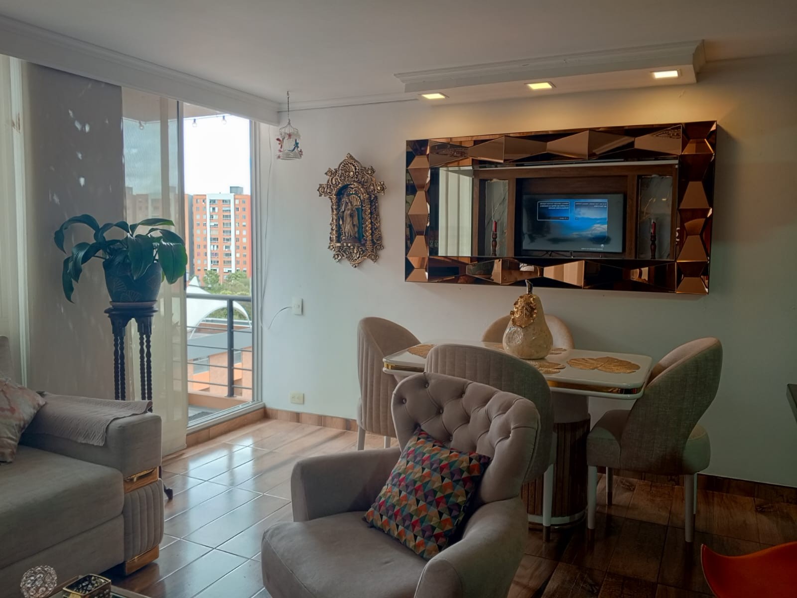 Apartamento en venta en Ciudad Alsacia, Bogotá · foto 4 de 16