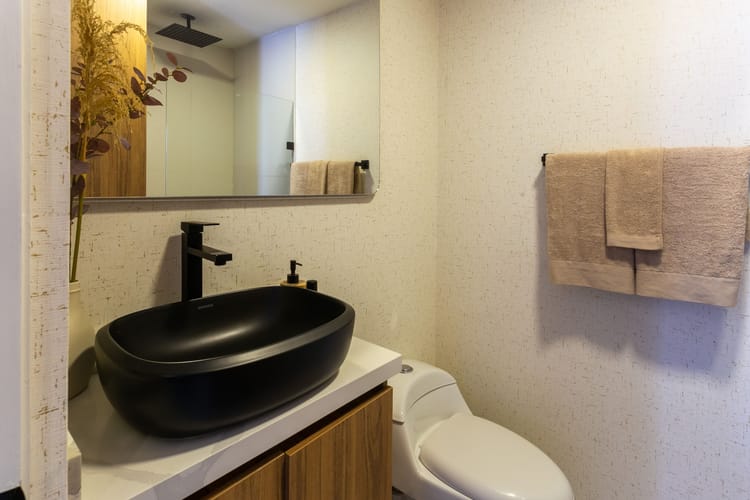 Apartamento de 3 alcobas en arriendo en Altos Del Poblado, Medellín, 120 m² · foto 17 de 20