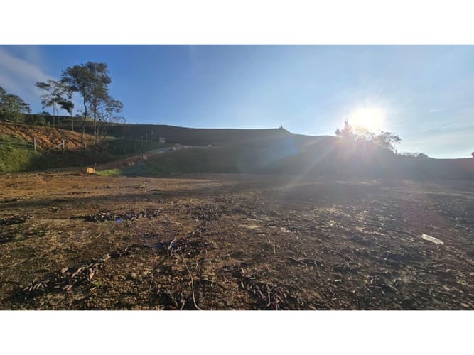Lote en venta en Romeral, Guarne, 2569 m² · foto 9 de 21