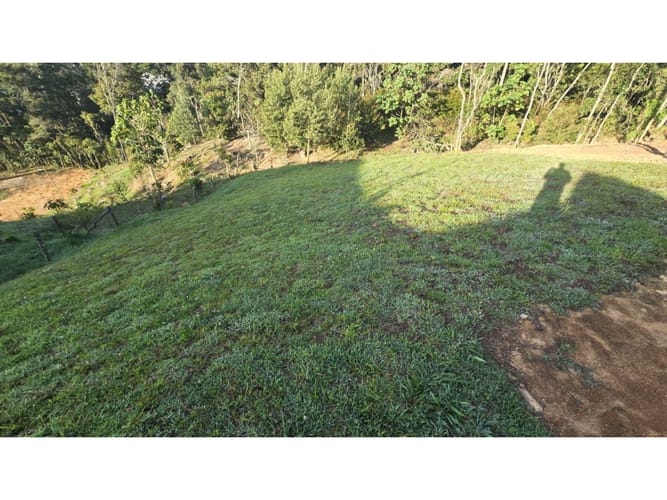 Lote en venta en Romeral, Guarne, 2569 m² · foto 12 de 21