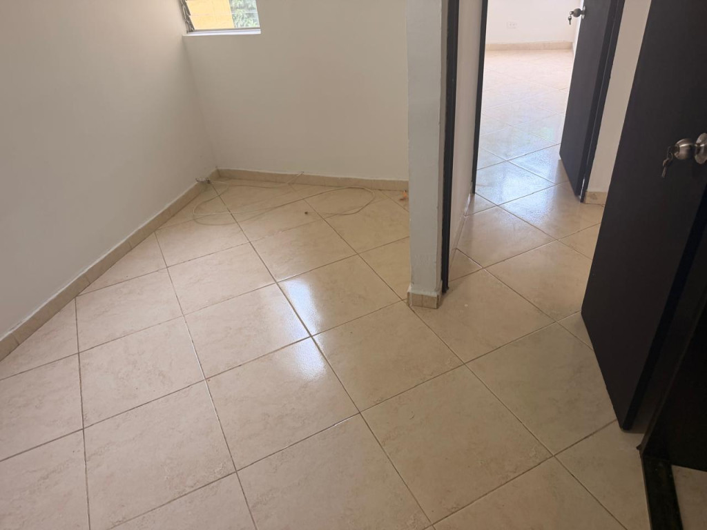 Apartamento en arriendo en Rodeo Alto, Medellín · foto 12 de 15
