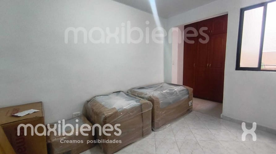 Casa de 3 alcobas en venta en La Gloria, Medellín, 118 m² · foto 13 de 16
