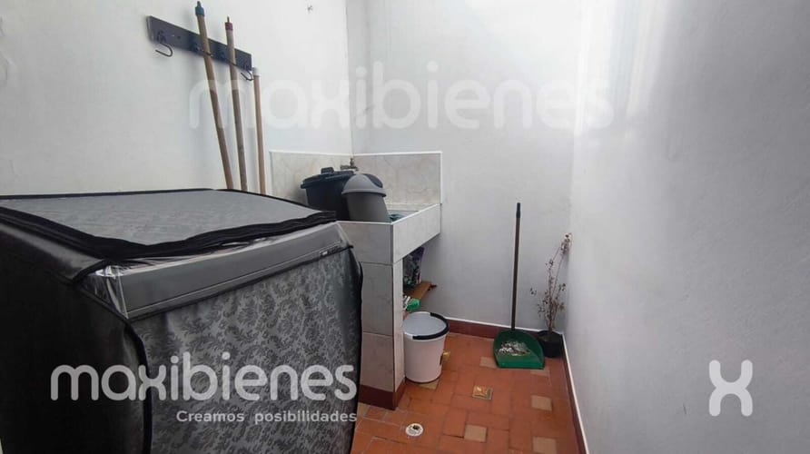 Casa de 3 alcobas en venta en La Gloria, Medellín, 118 m² · foto 15 de 16