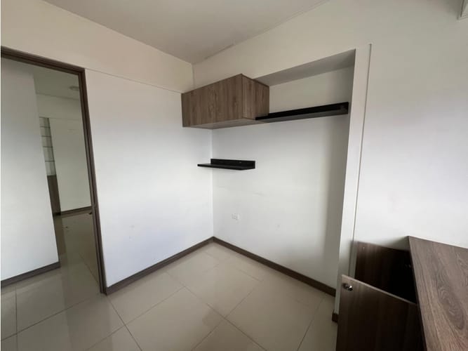 Apartamento de 3 alcobas en venta en Maria Auxiliadora, Sabaneta, 77 m² · foto 11 de 13