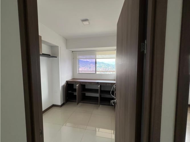 Apartamento de 3 alcobas en venta en Maria Auxiliadora, Sabaneta, 77 m² · foto 12 de 13