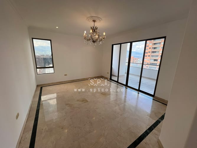 Apartamento de 3 alcobas en venta en Alejandría, Medellín, 262 m² · foto 14 de 24