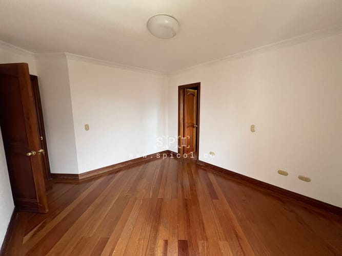 Apartamento de 3 alcobas en venta en Alejandría, Medellín, 262 m² · foto 21 de 24