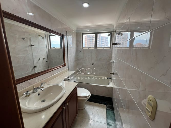 Apartamento de 3 alcobas en venta en Alejandría, Medellín, 262 m² · foto 22 de 24