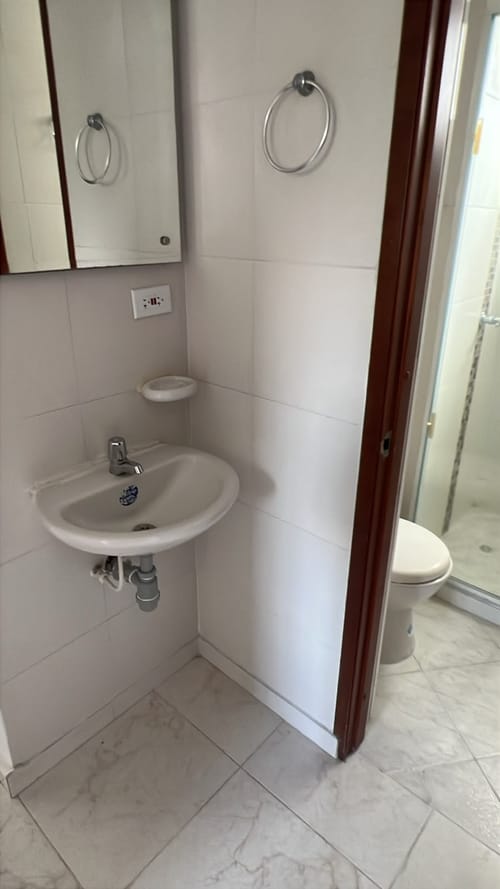 Apartamento de 3 alcobas en venta en Cr. Morada De San Juan, Bucaramanga, 55 m² · foto 13 de 24