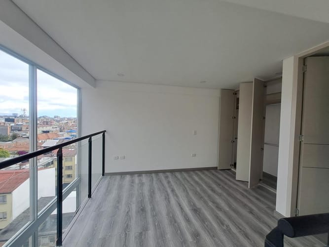 Apartaestudio en venta en Chapinero Central, Bogotá, 34 m² · foto 8 de 17