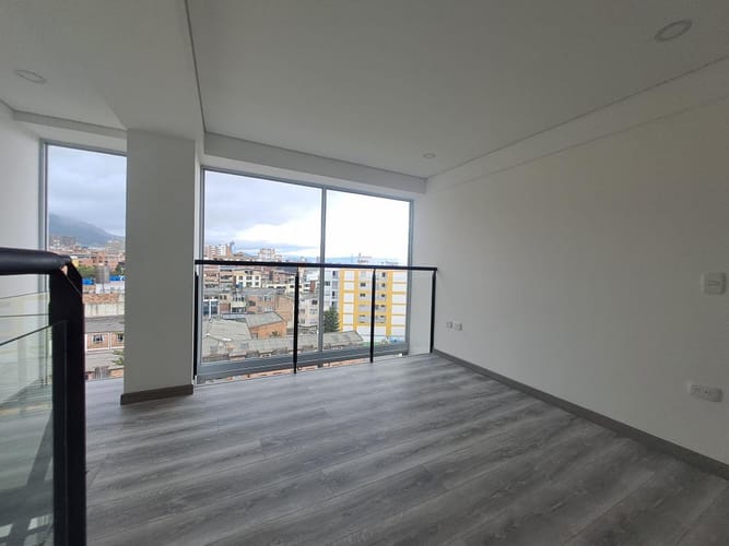Apartaestudio en venta en Chapinero Central, Bogotá, 34 m² · foto 12 de 17