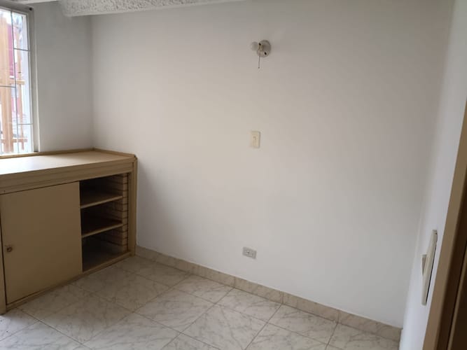 Apartamento de 1 alcoba en venta en Restrepo, Bogotá, 33 m² · foto 4 de 11