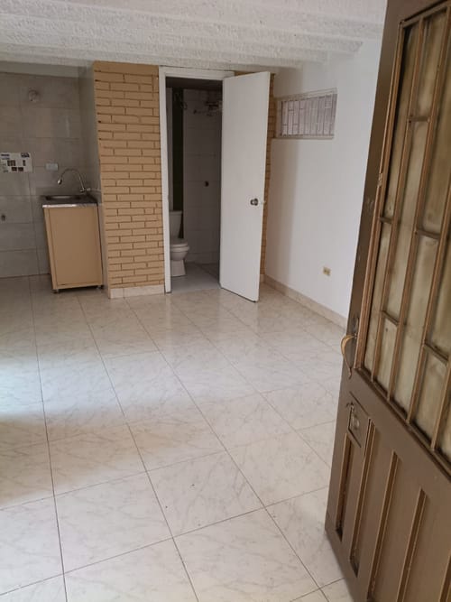 Apartamento de 1 alcoba en venta en Restrepo, Bogotá, 33 m² · foto 6 de 11