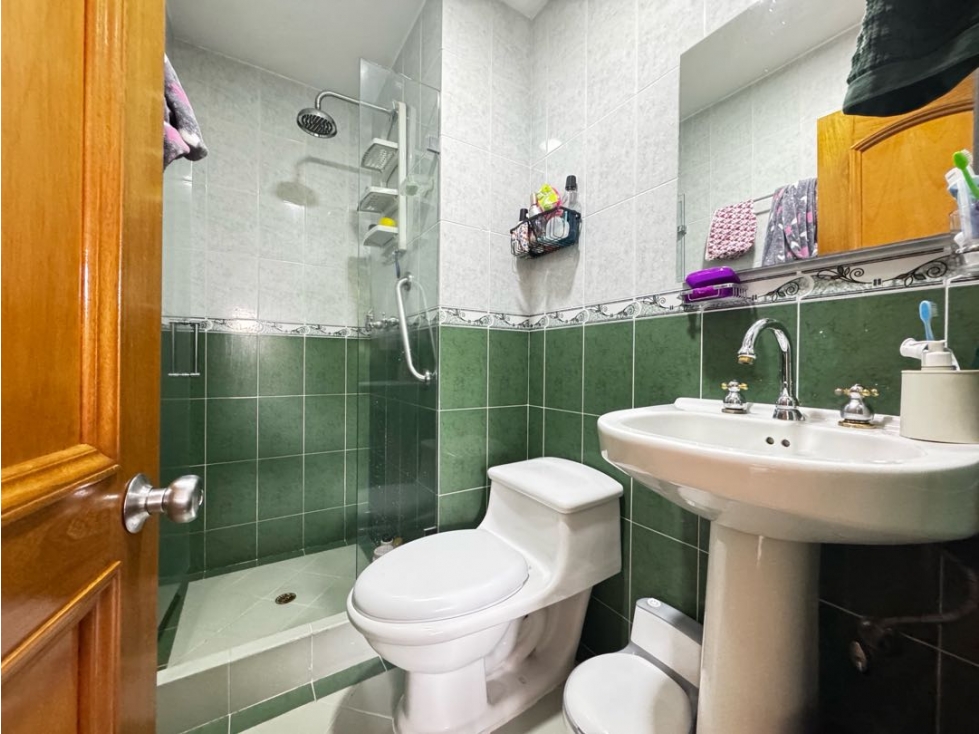 Apartamento en venta en El Portal, Envigado · foto 8 de 24