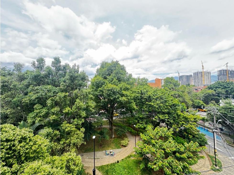 Apartamento en venta en El Portal, Envigado · foto 12 de 24