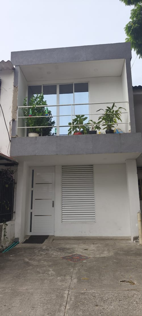 Casa de 3 alcobas en venta en Prados Del Norte, Cali, 208 m² · foto 3 de 12