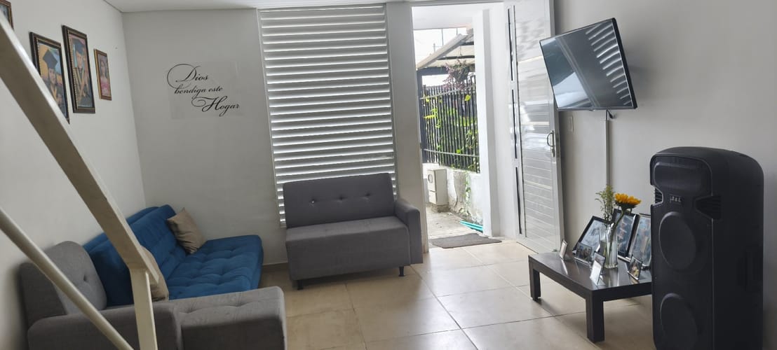 Casa de 3 alcobas en venta en Prados Del Norte, Cali, 208 m² · foto 5 de 12
