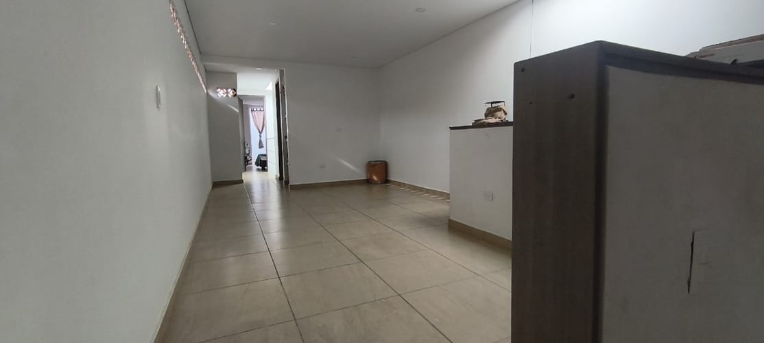 Casa de 3 alcobas en venta en Prados Del Norte, Cali, 208 m² · foto 8 de 12