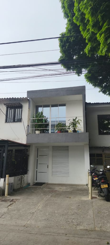 Casa de 3 alcobas en venta en Prados Del Norte, Cali, 208 m² · foto 12 de 12